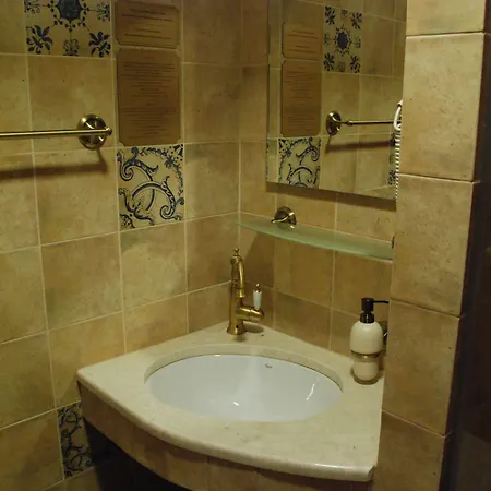 Casa de hóspedes Casa Gotica 3*