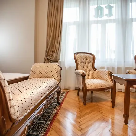 Casa Gotica 3* Brassó