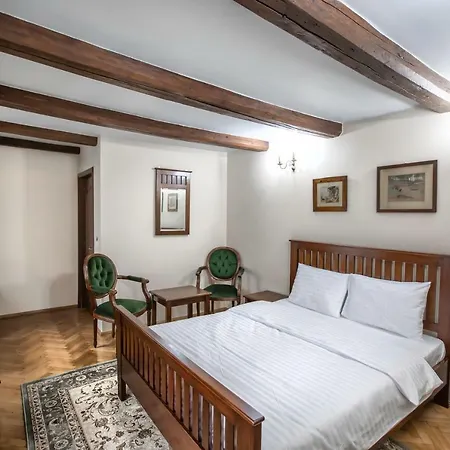 Casa Gotica Penzion 3*