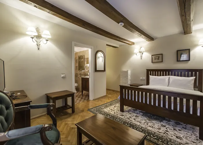 Guest house Casa Gotica 3*